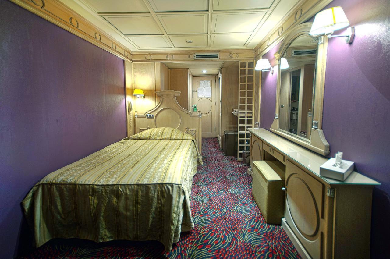 Hotel Nile Supreme 4*